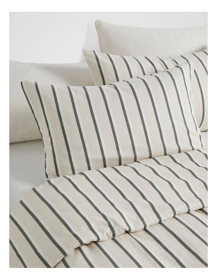 Wonder Standard Pillow Covers in Leaf image 2