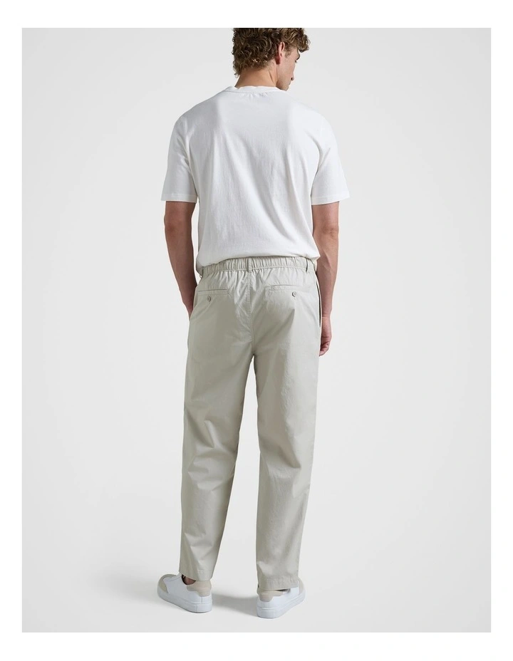 Cotton Poplin Pant in Beige image 2