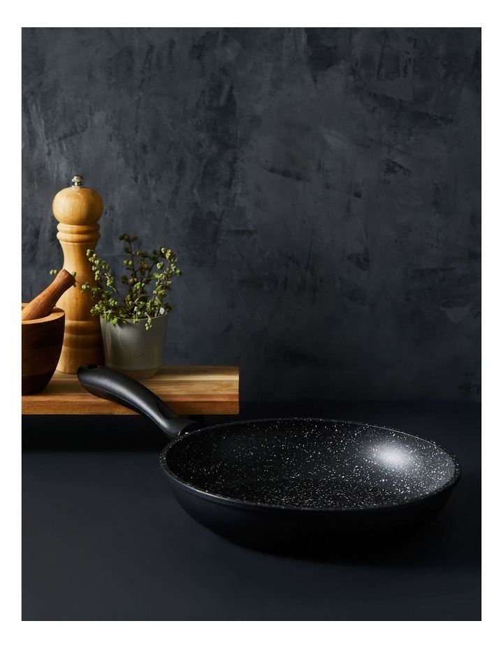 Baccarat STONE Frypan 28cm in Black image 5
