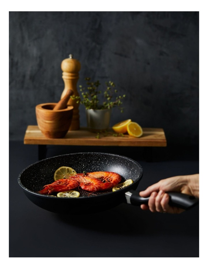 Baccarat STONE Frypan 28cm in Black image 6