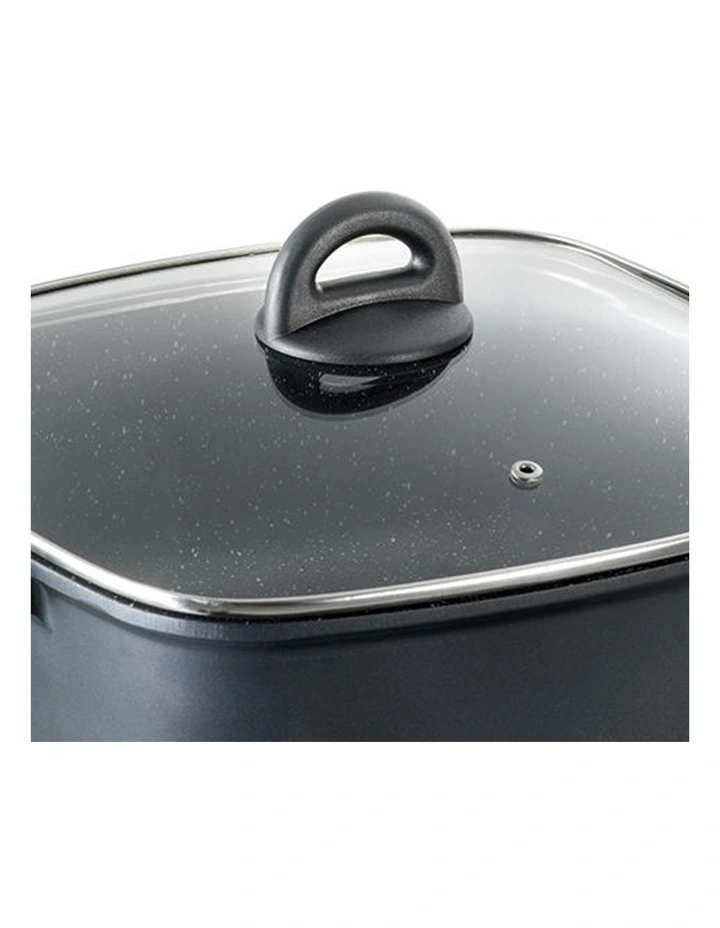 Baccarat STONE Square Casserole With Lid 28cm in Grey image 3