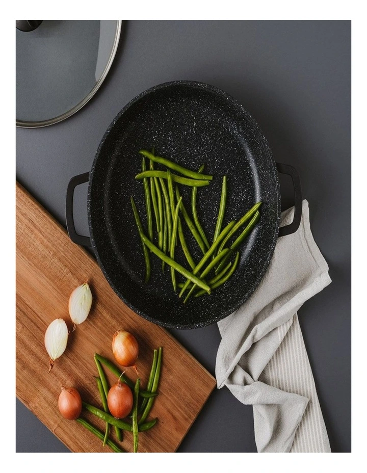 Baccarat STONE Non-Stick Saute Pan With Lid 32cm image 2
