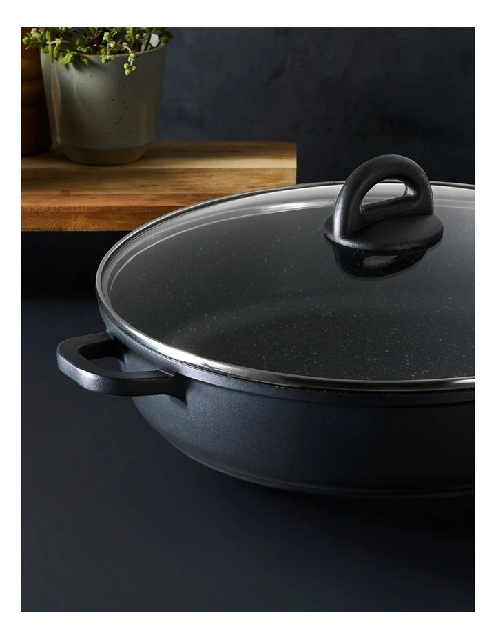 Baccarat STONE Non-Stick Saute Pan With Lid 32cm in Grey image 4