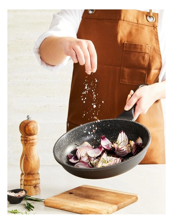 Baccarat Granite Frypan 32cm in Grey image 3