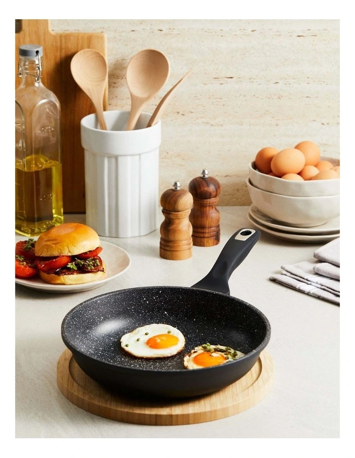 Baccarat Granite Frypan 26cm image 5