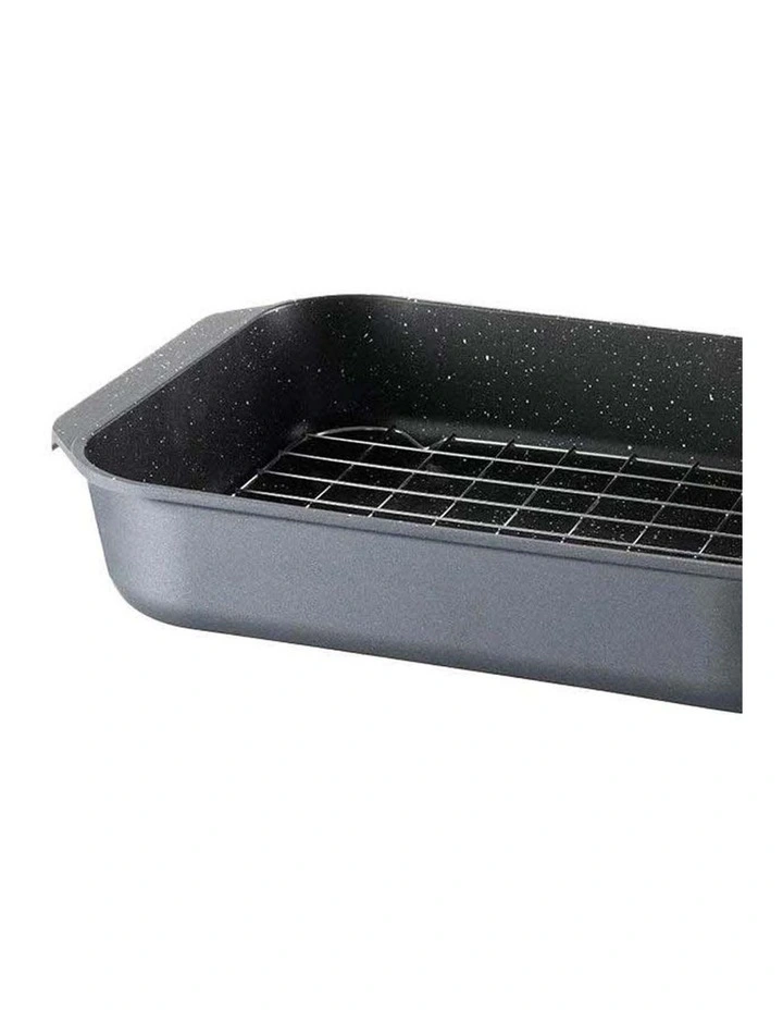 Baccarat Granite Roaster 34cm in Black image 5