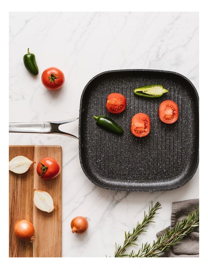 Baccarat Rock Grill Pan 28cm image 3