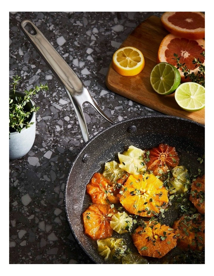 Baccarat ROCK Frypan 30cm in Grey image 5
