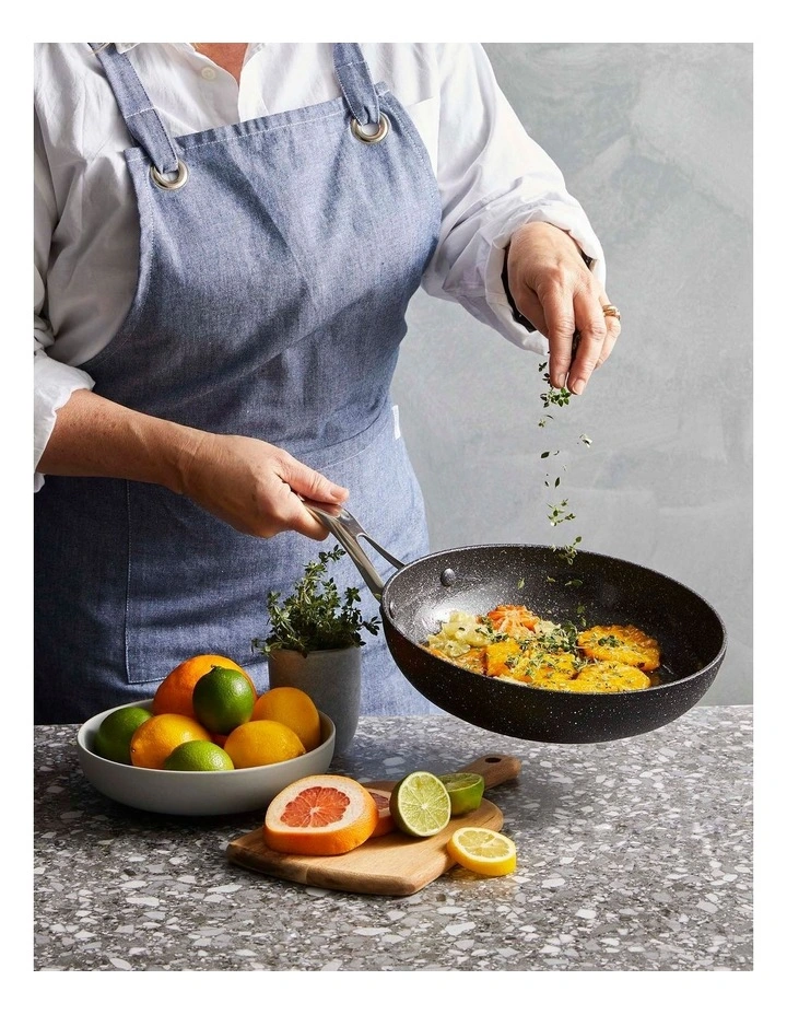 Baccarat ROCK Frypan 30cm in Grey image 6