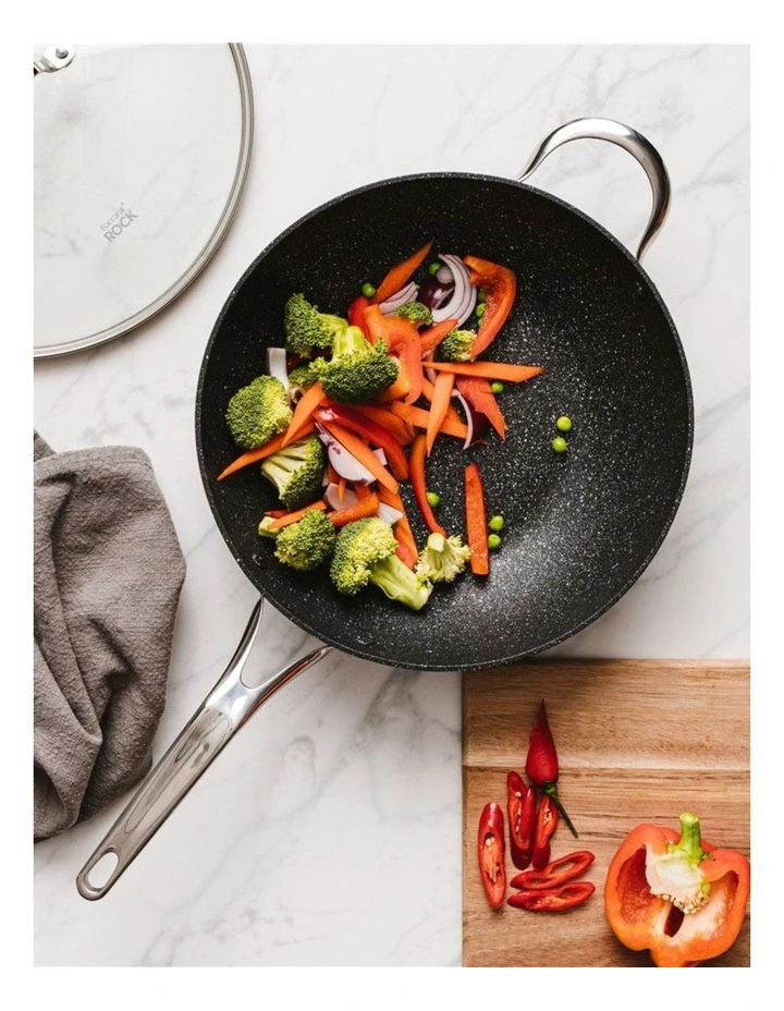 Baccarat Rock Wok With Lid 30cm in Grey image 3