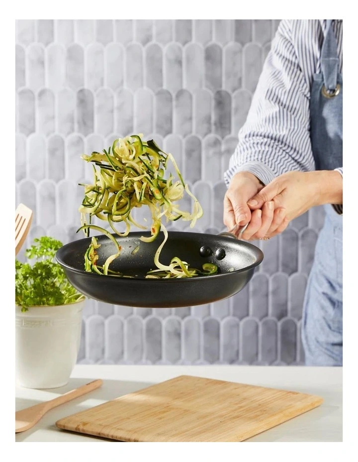 Baccarat iD3 Hard Anodised Frypan With Handle 32cm in Black image 2