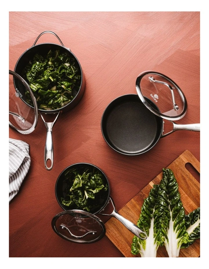 Baccarat iD3 Hard Anodised Saucepan With Lid 18cm in Black image 4