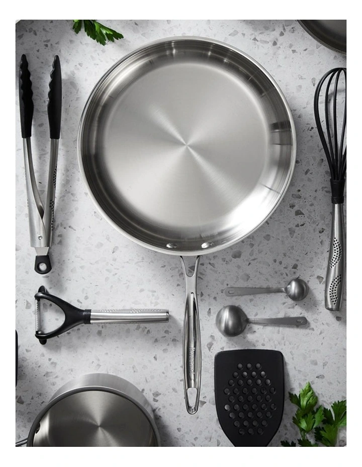 Baccarat iconix Frypan 28cm in Silver image 3