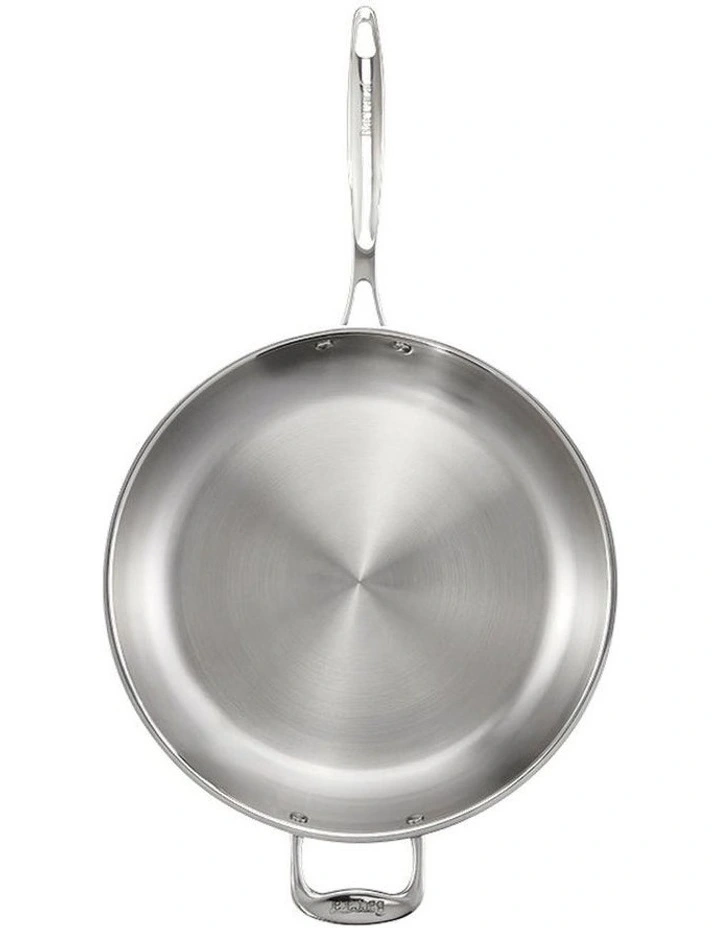 Baccarat iconix Frypan 32cm in Silver image 2