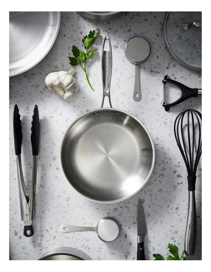 Baccarat iconiX Frypan 20cm in Silver image 6