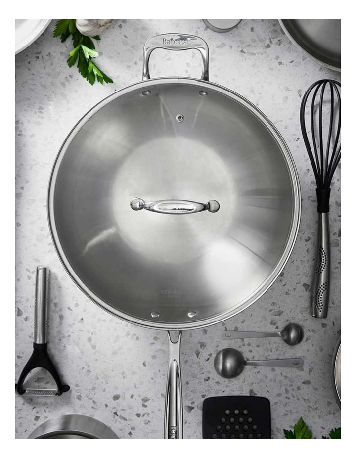 Baccarat Iconix Wok With Lid And Handle 32cm in Silver image 2