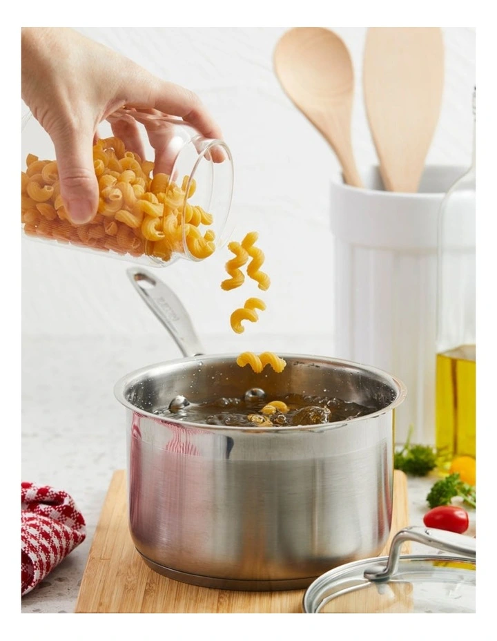 Baccarat Iconix Saucepan With Lid 16cm in Silver image 2