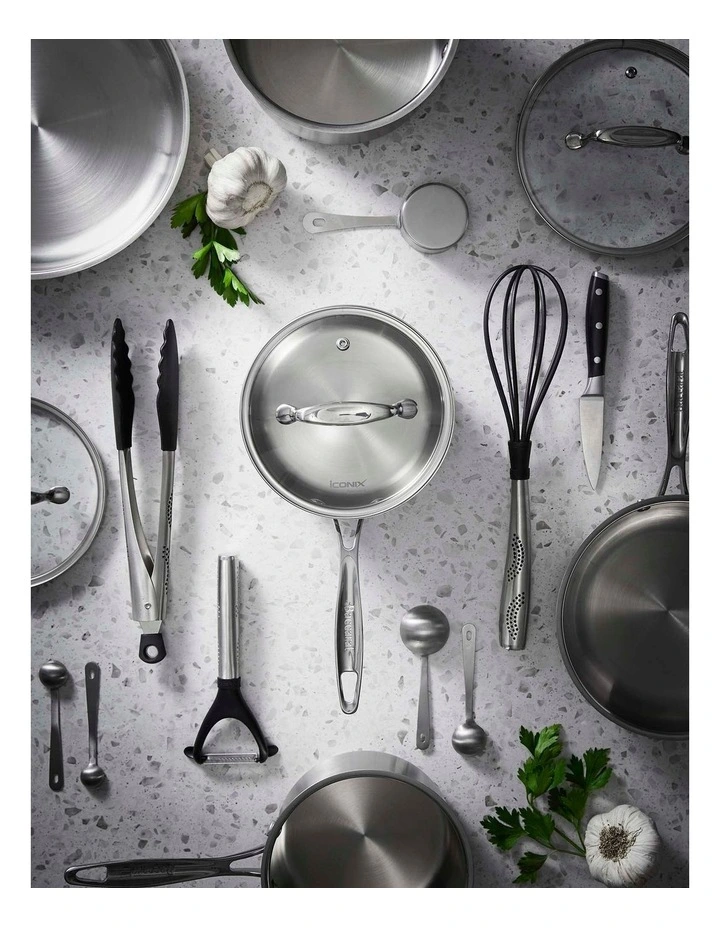 Baccarat IconiX Saucepan With Lid 16cm in Silver image 5