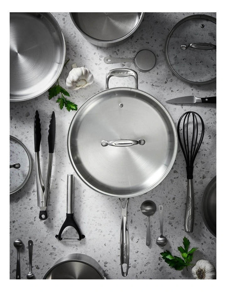 Baccarat Iconix Saute Pan With Lid 28cm in Silver image 5