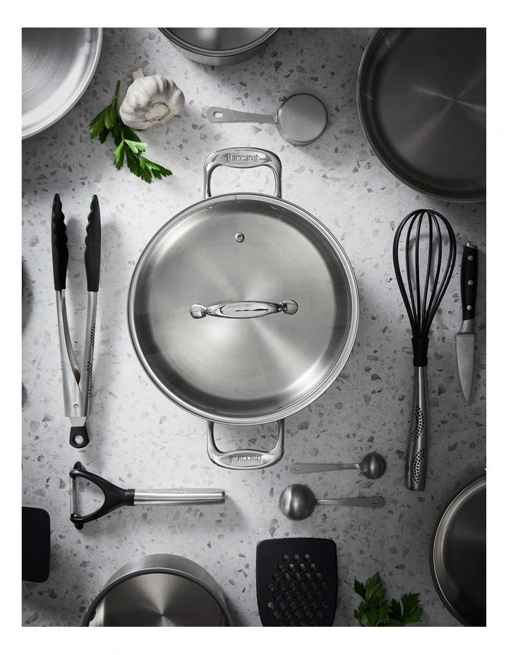 Baccarat IconiX Casserole With Lid 24cm in Grey image 4