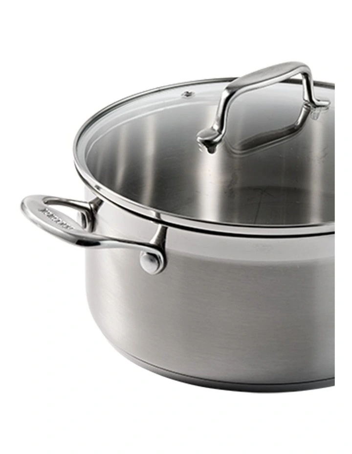 Baccarat IconiX Casserole With Lid 24cm in Grey image 6