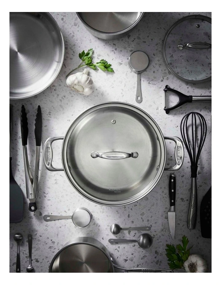 Baccarat iconiX Stockpot With Lid 24cm in Silver image 3
