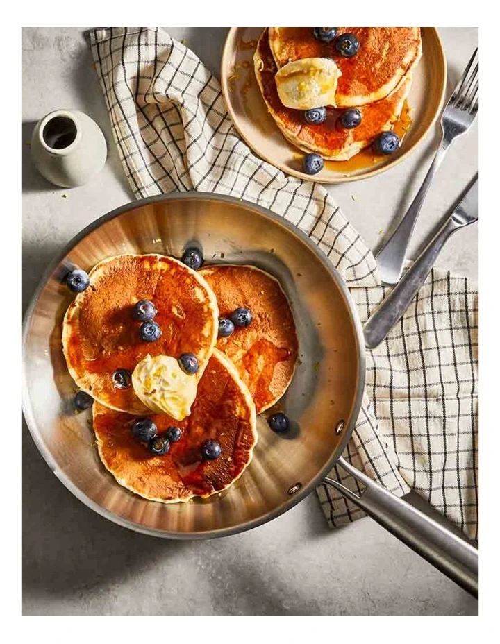 Baccarat Gourmet Frypan 24cm in Silver image 4