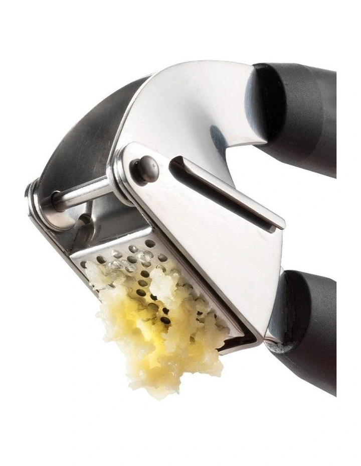 Easy Grips Pro Garlic Press in Black image 3