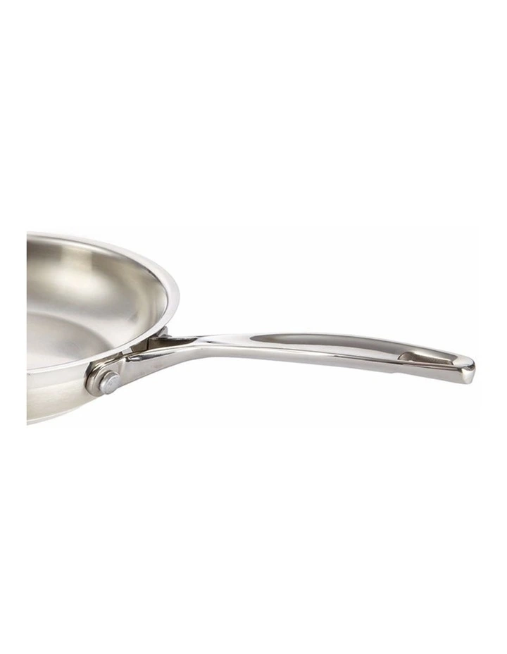 Baccarat iconiX Frypan 16cm in Silver image 2