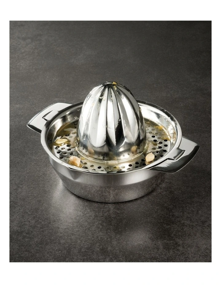 Soffritto A-Series Stainless Steel Citrus Juicer in Silver image 4