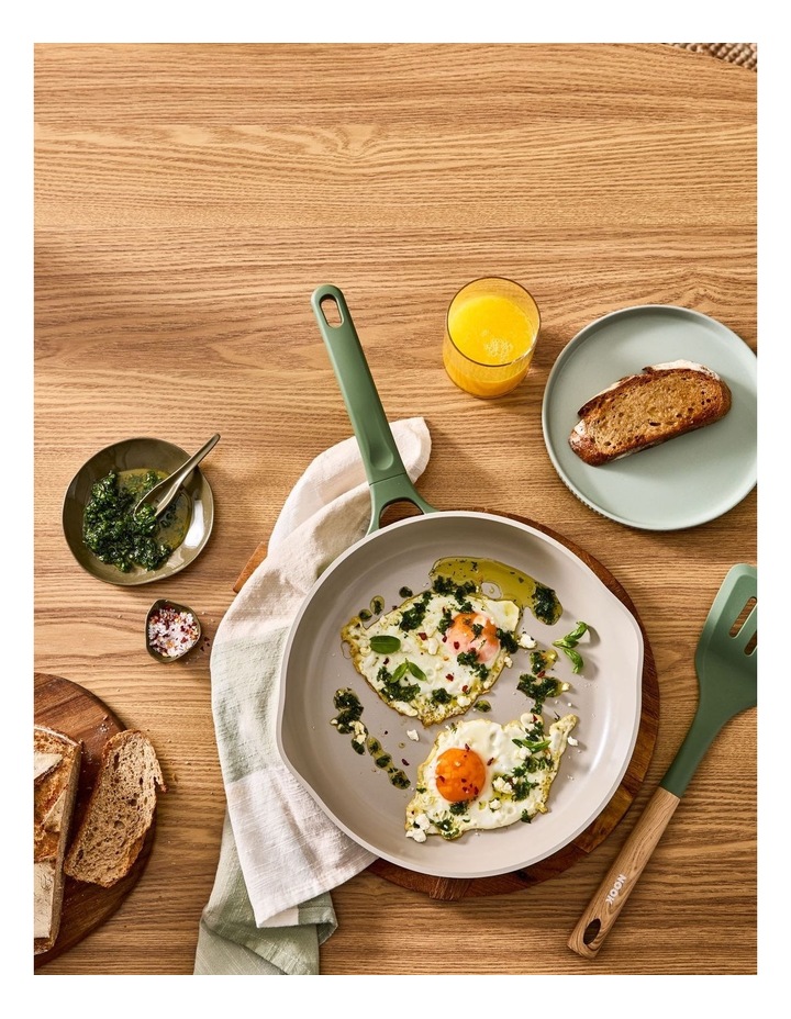 Baccarat NOOK Frypan 28cm in Green image 2