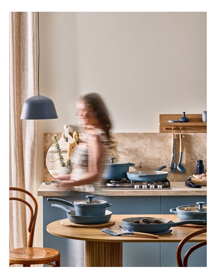 Baccarat NOOK Saute Pan With Lid 30cm in Blue image 5