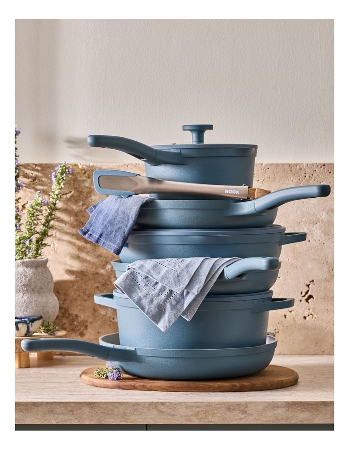 Baccarat NOOK Saute Pan With Lid 30cm in Blue image 6