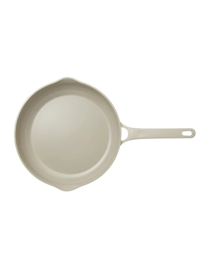 Baccarat Nook Frypan 30cm in Cream image 2