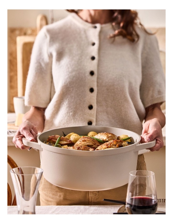 NOOK by Baccarat Casserole With Lid 28cm in Cream image 2