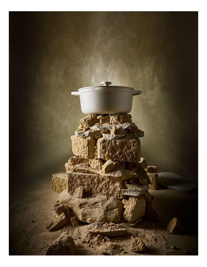 NOOK by Baccarat Casserole With Lid 28cm in Cream image 6