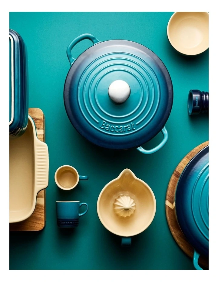 Baccarat Le Connoisseur Round French Oven 25cm 3.9L in Blue image 7