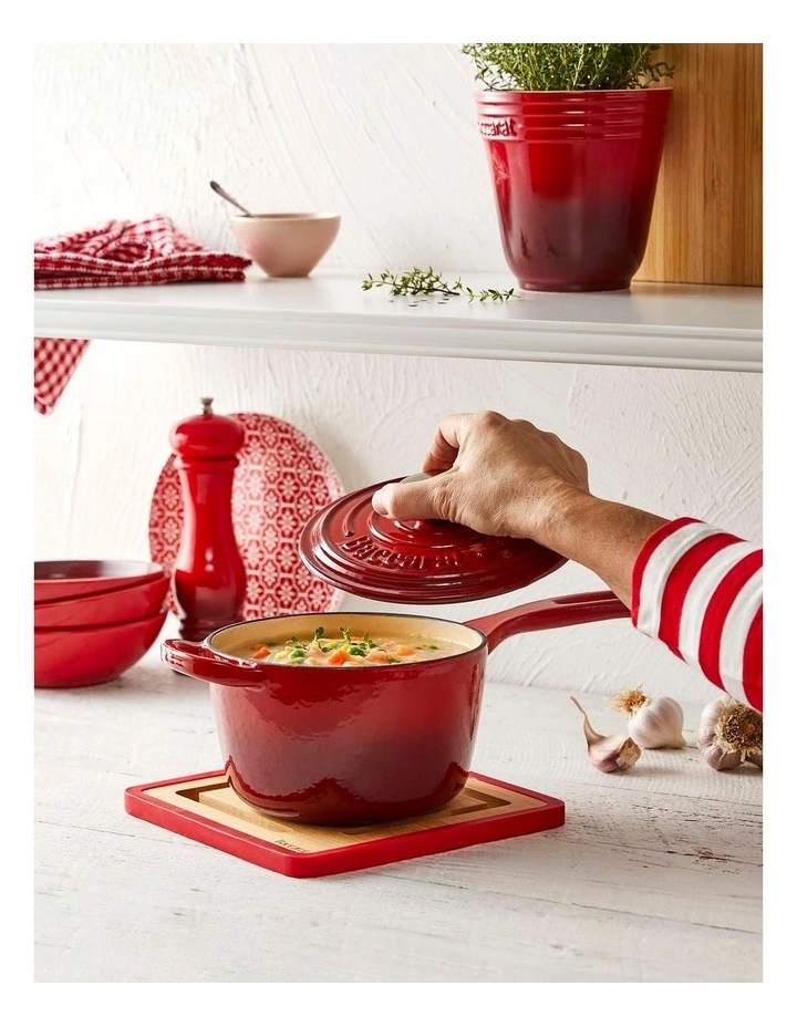 Baccarat Le Connoisseur Saucepan 16cm 1.5L in Red image 6