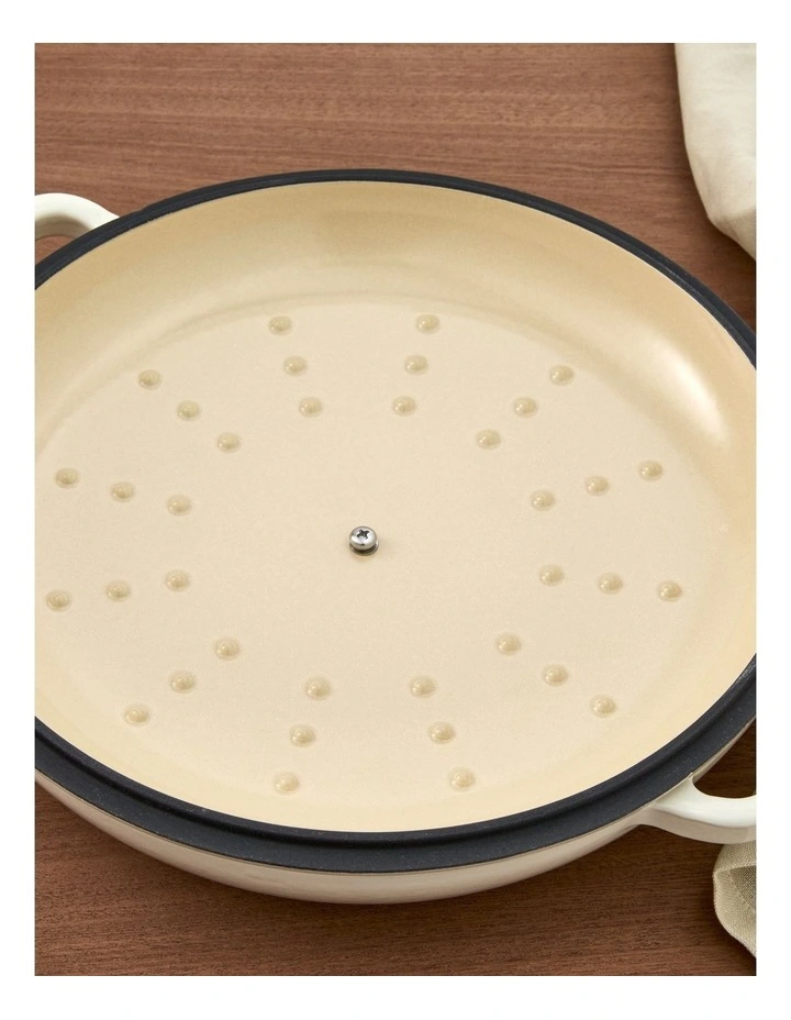 Baccarat Le Connoisseur French Saute Pan 31cm in Cream image 5