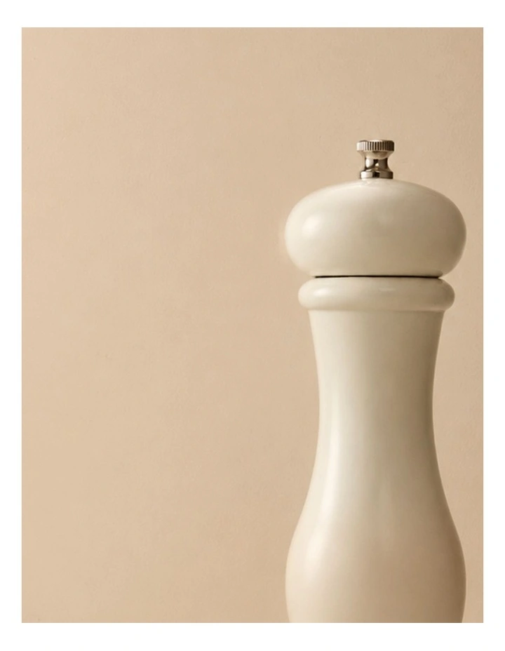 Baccarat Le Connoisseur Salt or Pepper Grinder in Cream image 3