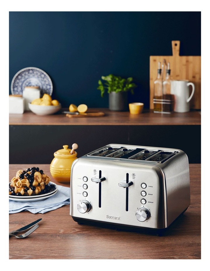 Baccarat 4 Slice Toaster in Silver image 4