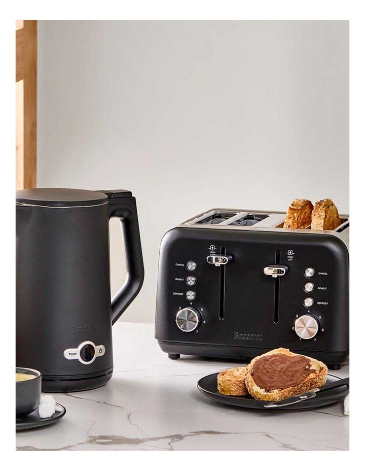 Baccarat The Toasty Slice 4 Slice Toaster in Black image 4