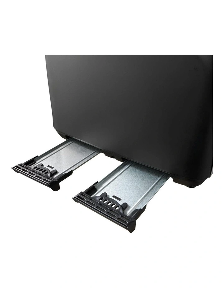 Baccarat The Toasty Slice 4 Slice Toaster in Black image 6