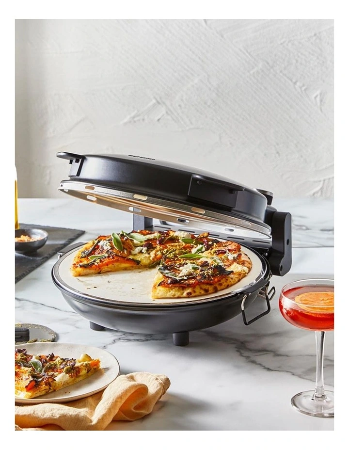 Baccarat The Gourmet Slice Pizza Oven in Black image 4