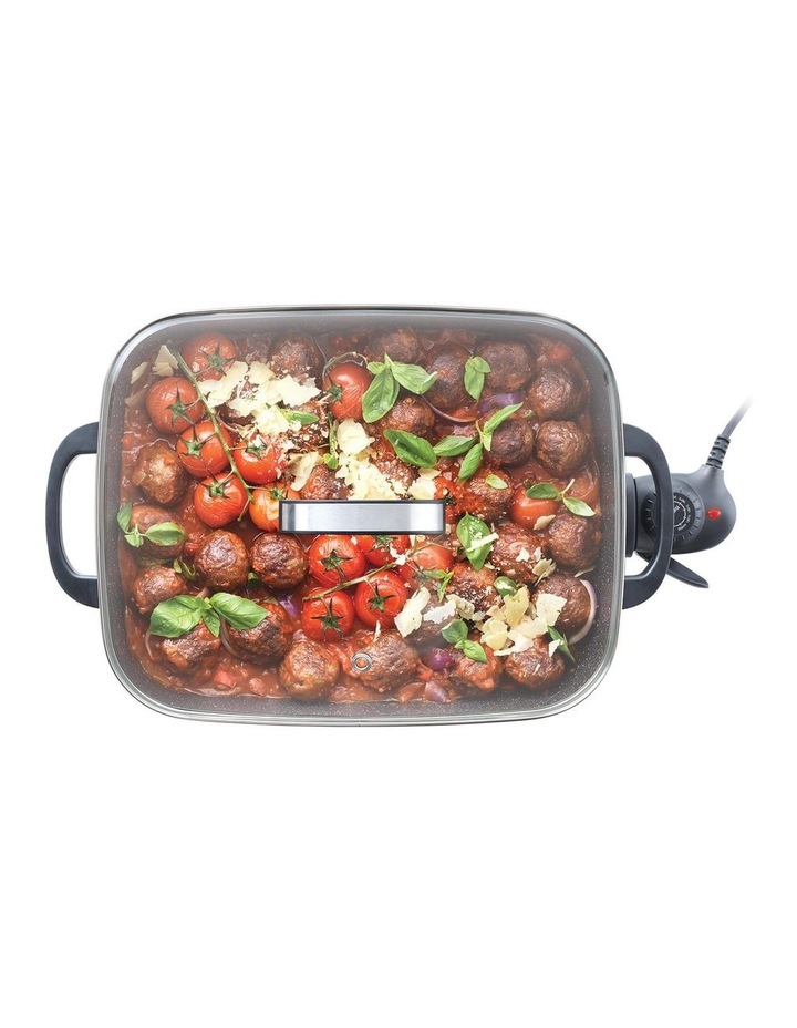 Baccarat Stone The Ultimate Banquet Frypan in Black image 2