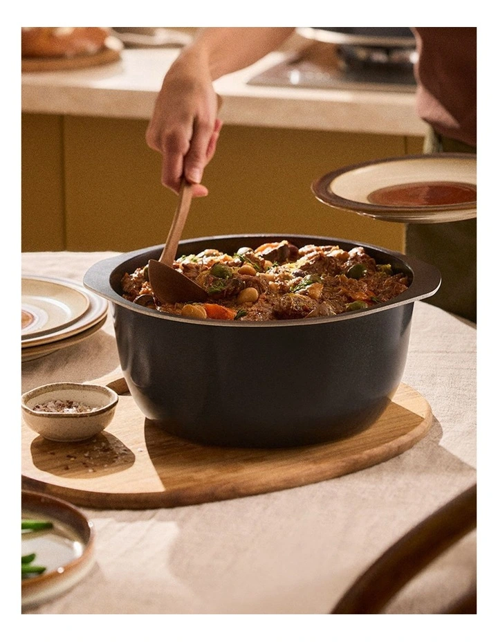 Bessemer Non-Stick Casserole 28cm in Black image 4