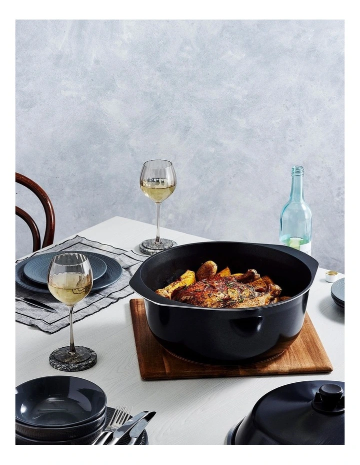 Bessemer Non-Stick Casserole 37cm in Black image 2