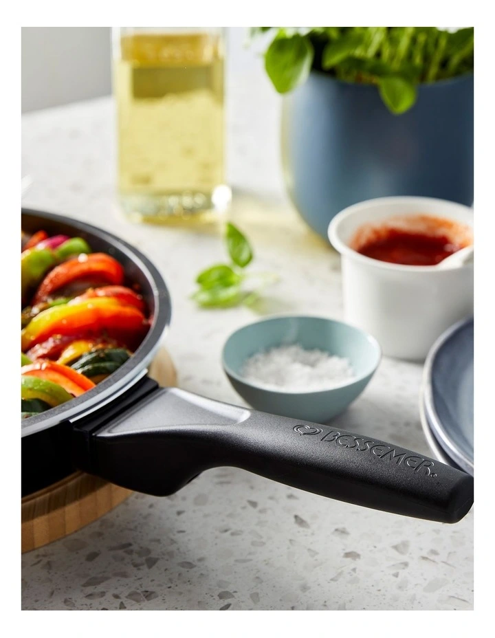 Bessemer Non-Stick Frypan 28cm in Black image 3
