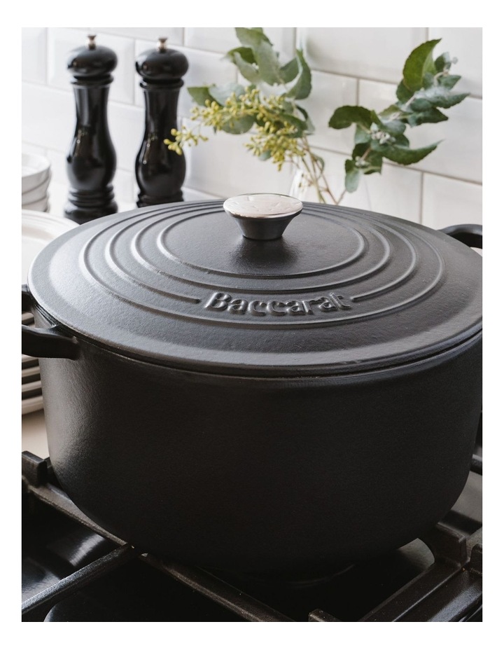 Baccarat Le Connoisseur Round French Oven 29cm 6.3L in Black image 2