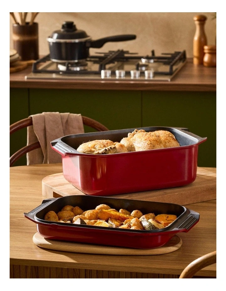 Bessemer Non-Stick Roaster And Grill 34cm in Red image 4
